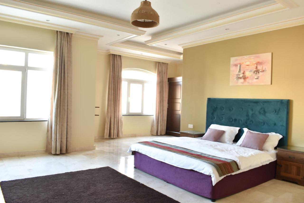 Muscat Villa *